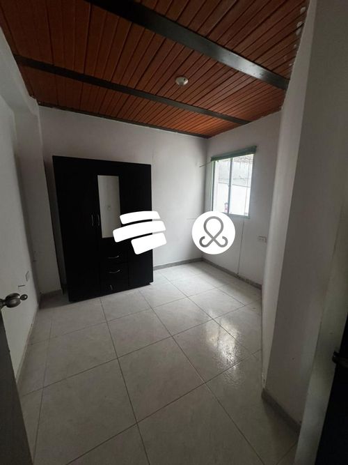Casa de 5 alcobas en venta en Rionegro, 81 m² · foto 11 de 13