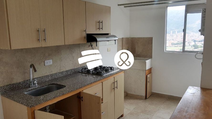 Apartamento de 3 alcobas en venta en Bello, 61 m² · foto 3 de 15