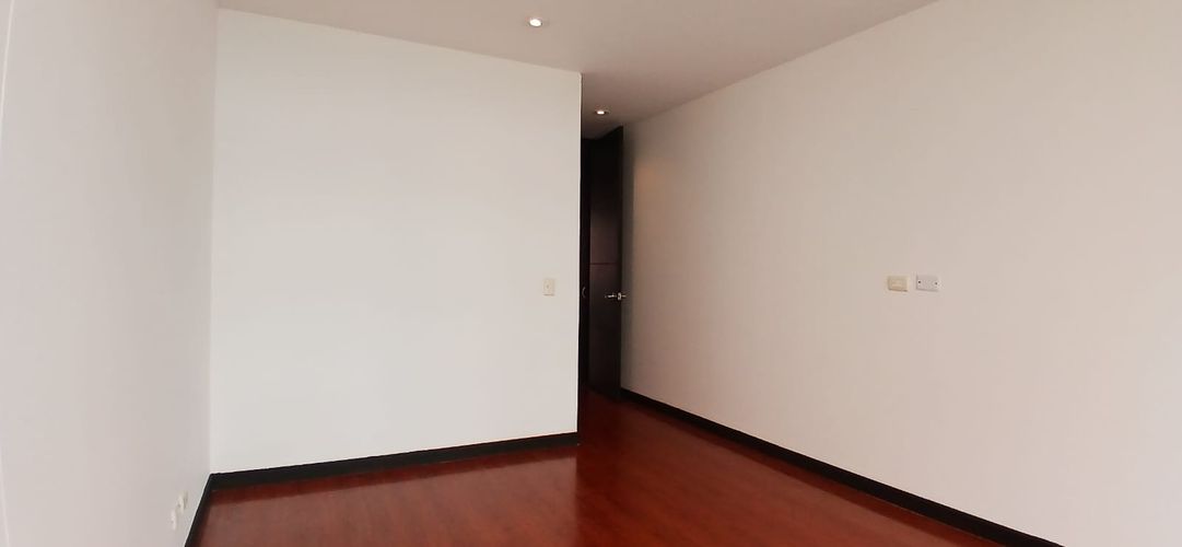 Apartamento de 3 alcobas en venta en Bella Suiza, Bogotá, 128 m² · foto 5 de 18