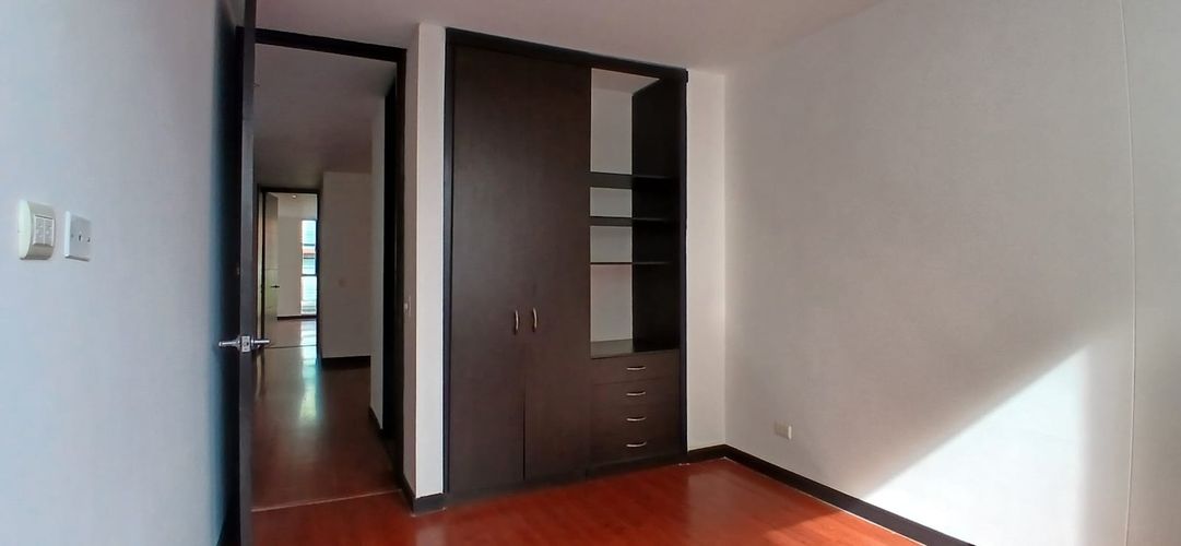 Apartamento de 3 alcobas en venta en Bella Suiza, Bogotá, 128 m² · foto 11 de 18
