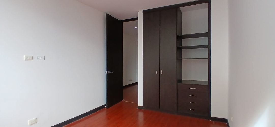 Apartamento de 3 alcobas en venta en Bella Suiza, Bogotá, 128 m² · foto 12 de 18