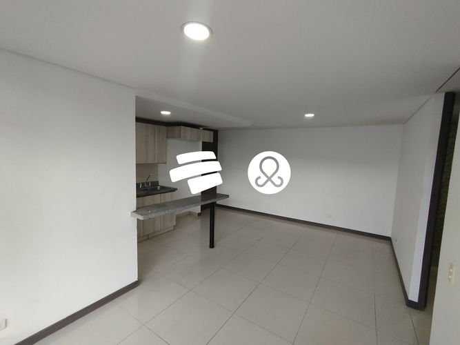 Apartamento de 3 alcobas en venta en Las Lomitas, Sabaneta, 70 m² · foto 5 de 19