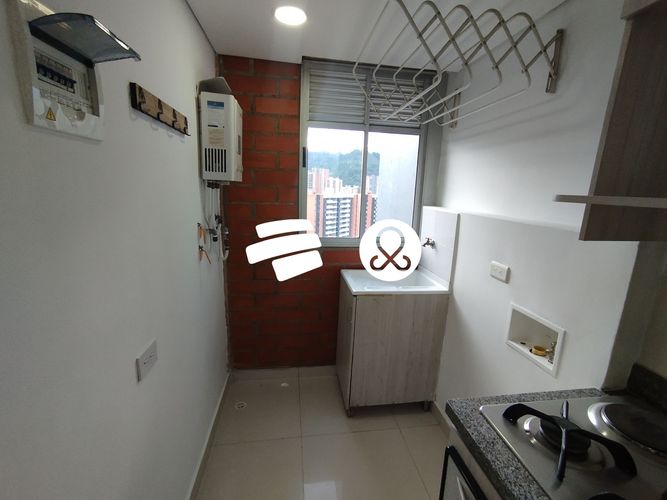 Apartamento de 3 alcobas en venta en Las Lomitas, Sabaneta, 70 m² · foto 7 de 19