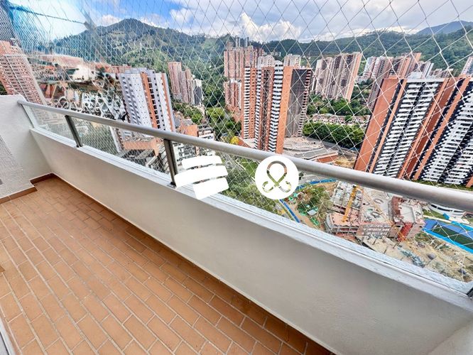 Apartamento de 3 alcobas en venta en Las Lomitas, Sabaneta, 70 m² · foto 9 de 19