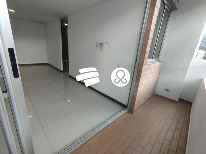 Apartamento de 3 alcobas en venta en Las Lomitas, Sabaneta, 70 m² · foto 11 de 19