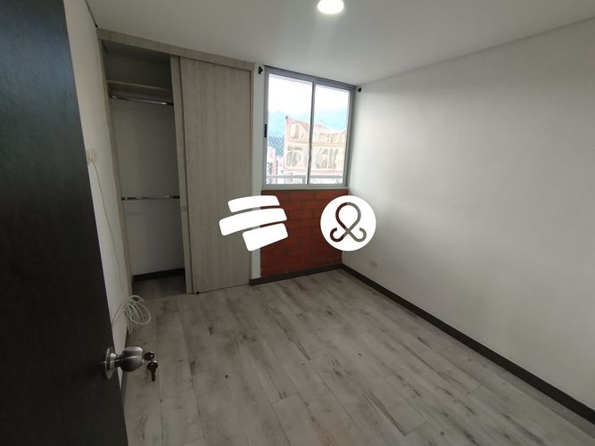Apartamento de 3 alcobas en venta en Las Lomitas, Sabaneta, 70 m² · foto 14 de 19