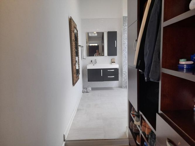 Casa en venta en La Esmeralda, Bogotá · foto 15 de 17
