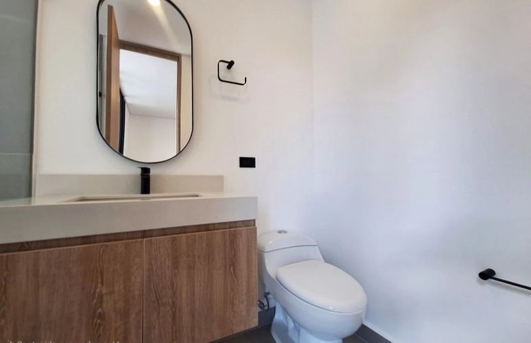 Apartamento de 2 alcobas en arriendo en Castropol, Medellín, 80 m² · foto 7 de 9
