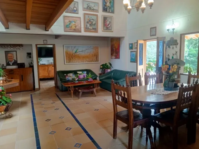 Casa de 6 alcobas en arriendo en Los Salados, El Retiro, 625 m² · foto 8 de 20