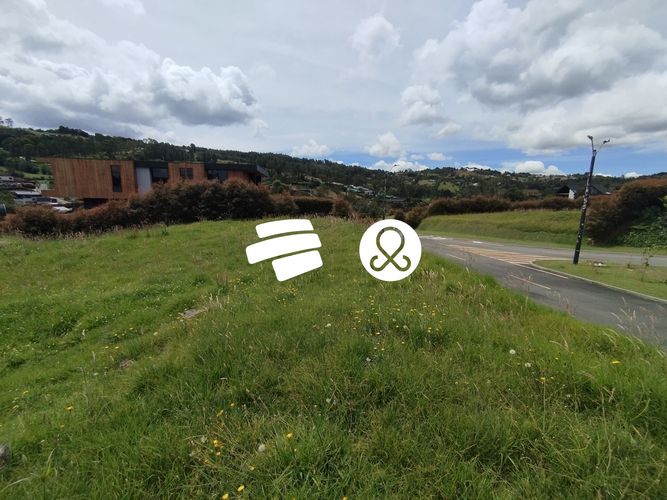 Lote en venta en Las Palmas, Envigado, 1260 m² · foto 2 de 15