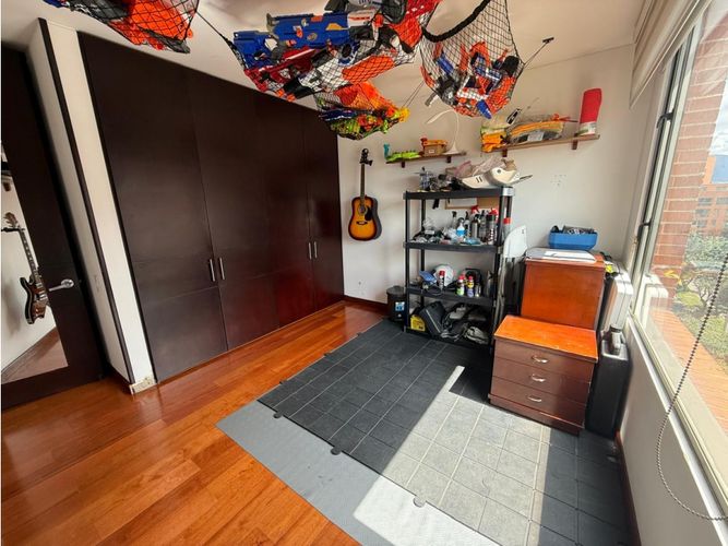 Apartamento de 4 alcobas en venta en Fontibon, Bogotá, 211 m² · foto 12 de 24