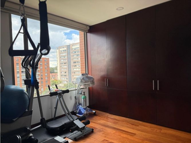 Apartamento de 4 alcobas en venta en Fontibon, Bogotá, 211 m² · foto 13 de 24