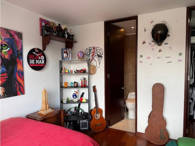 Apartamento de 4 alcobas en venta en Fontibon, Bogotá, 211 m² · foto 15 de 24