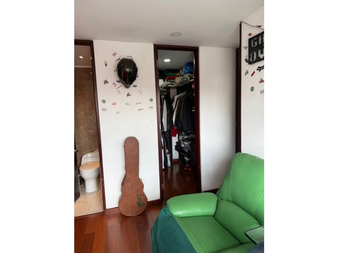 Apartamento de 4 alcobas en venta en Fontibon, Bogotá, 211 m² · foto 20 de 24