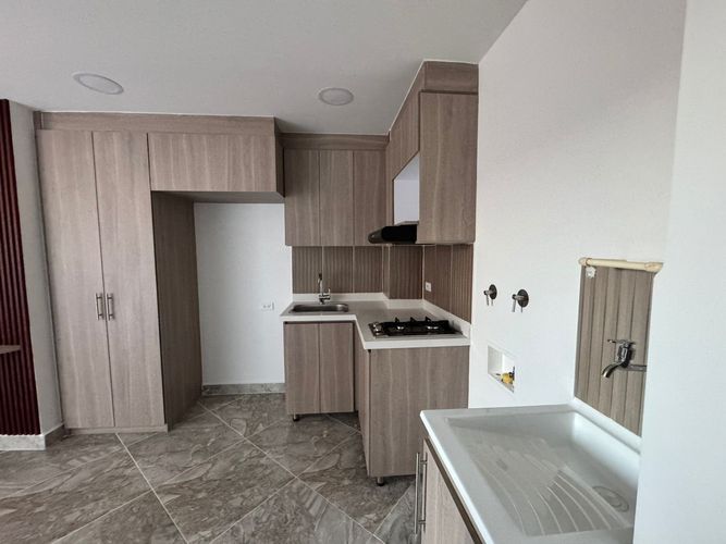 Apartaestudio en venta en Calle Del Banco, Sabaneta, 27 m² · foto 3 de 24