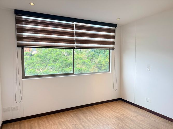 Apartamento de 2 alcobas en arriendo en El Poblado, Medellín, 90 m² · foto 8 de 17