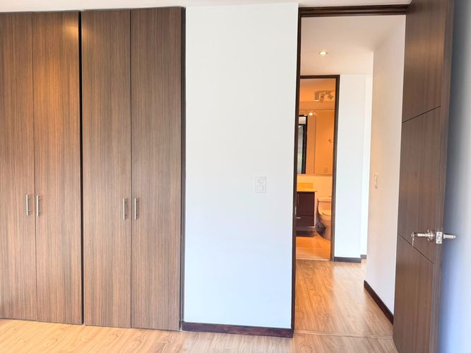 Apartamento de 2 alcobas en arriendo en El Poblado, Medellín, 90 m² · foto 9 de 17