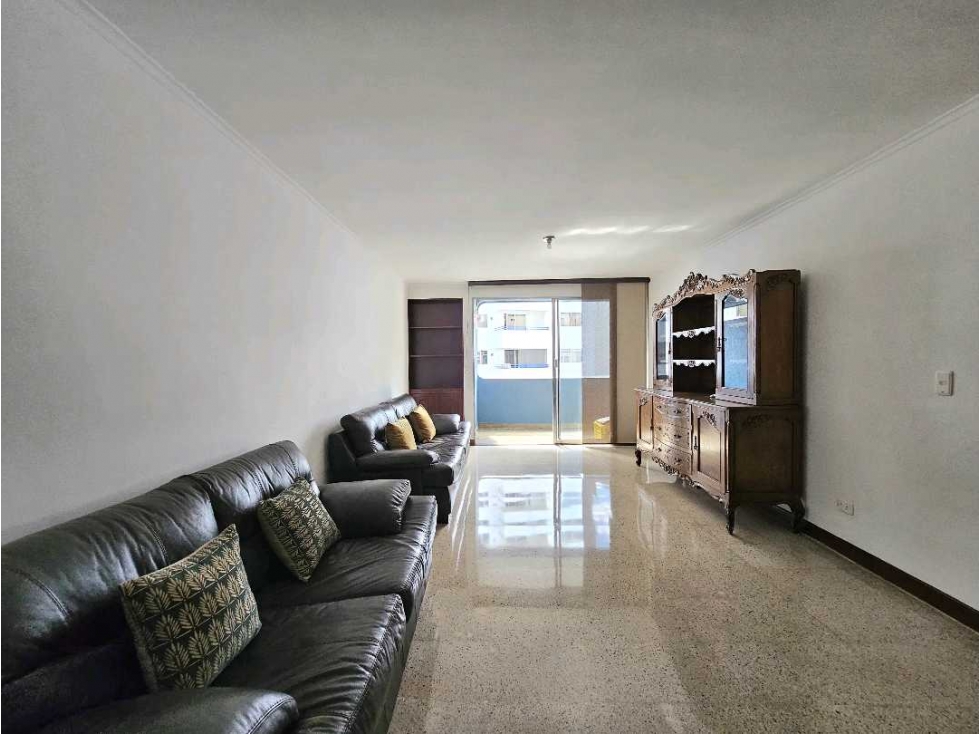 Apartamento en venta en Los colores, Medellín 3