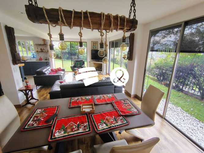 Casa de 8 alcobas en venta en Altos Del Poblado, Medellín, 953 m² · foto 20 de 24