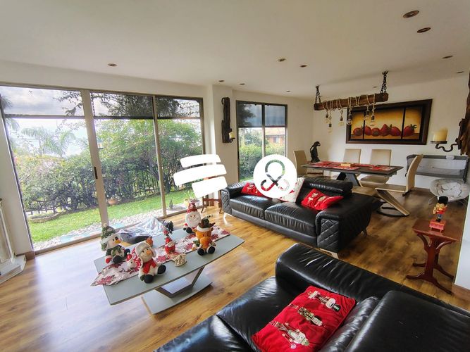 Casa de 8 alcobas en venta en Altos Del Poblado, Medellín, 953 m² · foto 21 de 24