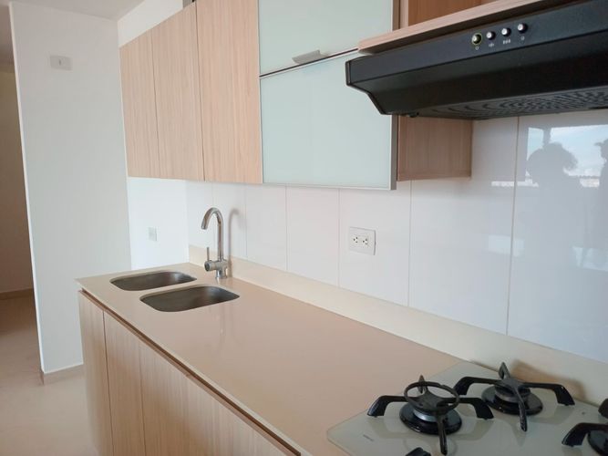 Apartamento de 3 alcobas en arriendo en El Poblado, Medellín, 116 m² · foto 4 de 20