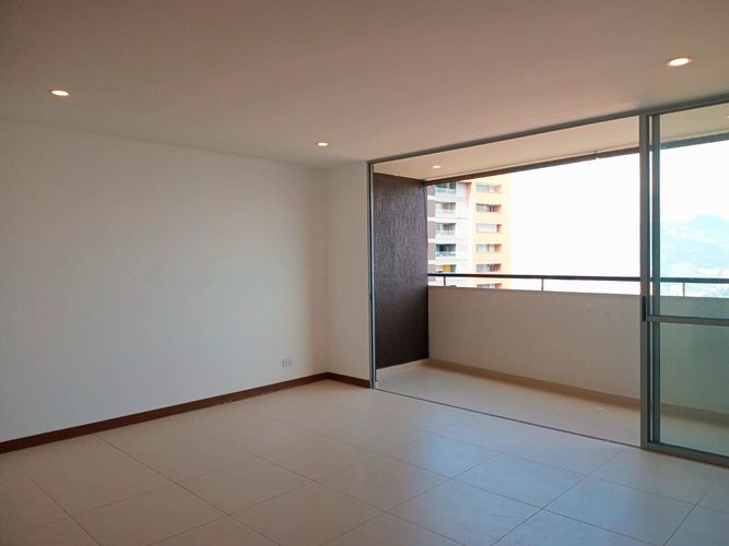Apartamento de 3 alcobas en arriendo en El Poblado, Medellín, 116 m² · foto 5 de 20
