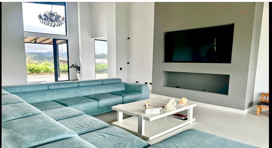 Casa de 4 alcobas en venta en Pantanillo, El Retiro, 392 m² · foto 4 de 22