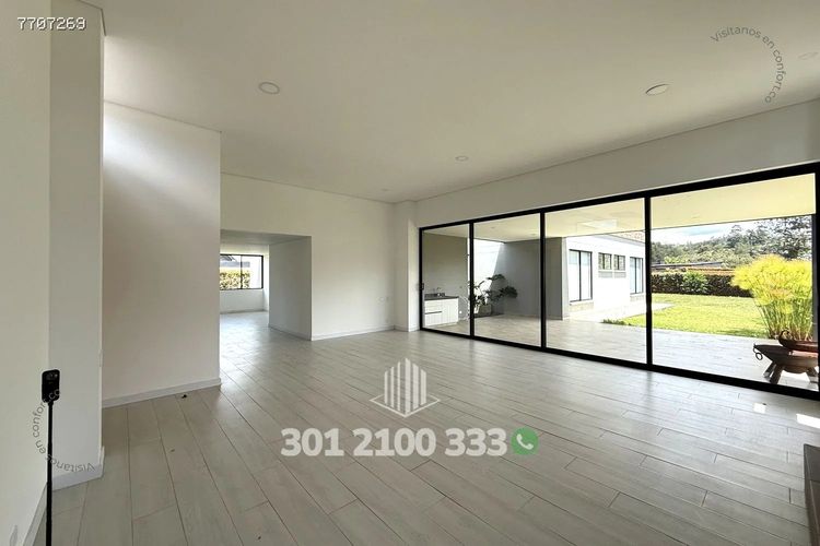 Casa de 4 alcobas en venta en La Ceja, 520 m² · foto 3 de 24
