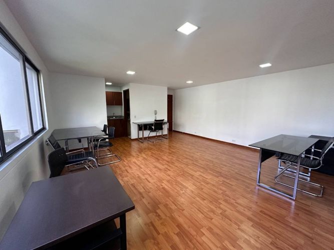 Oficina en arriendo en El Poblado, Medellín, 54 m² · foto 5 de 11