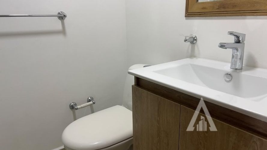 Apartamento de 3 alcobas en arriendo en Las Lomas, Medellín, 214 m² · foto 13 de 24
