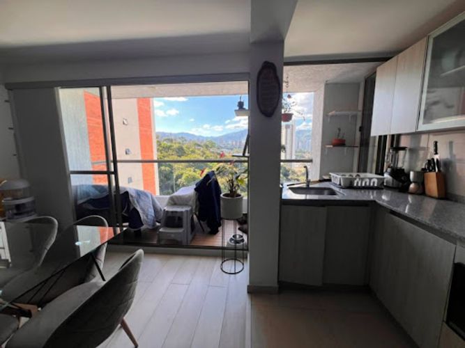 Apartamento de 3 alcobas en arriendo en Pan De Azucar, Sabaneta, 80 m² · foto 2 de 10