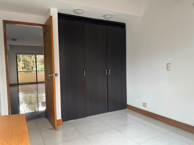 Apartamento de 3 alcobas en arriendo en Alejandria, Medellín, 180 m² · foto 8 de 17
