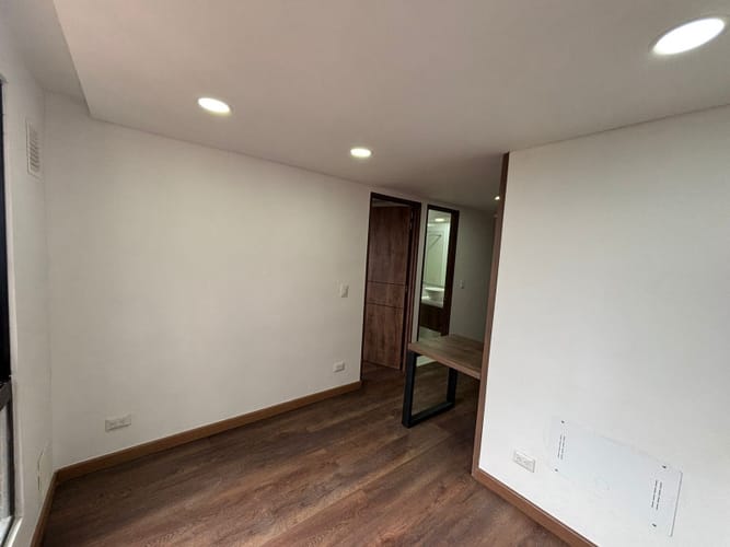 Apartamento en arriendo en Ciudad Salitre, Bogotá · foto 2 de 5