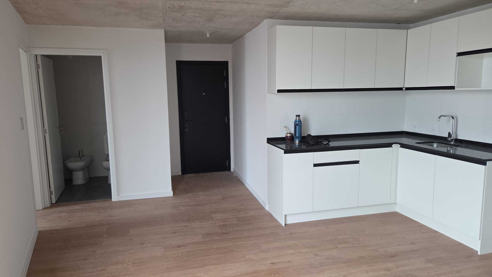Hermoso Apartamento, 1 Dormitorio, Con Terraza Y Parrillero Uso Exclusivo!