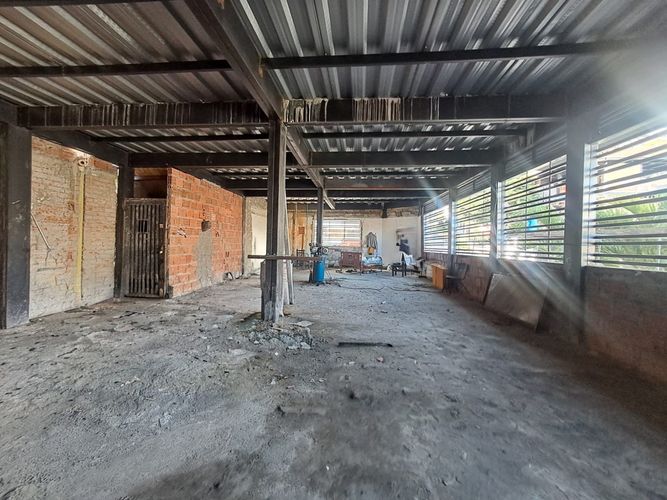 Local en arriendo en Sector Lago Uribe, Pereira, 150 m² · foto 6 de 8