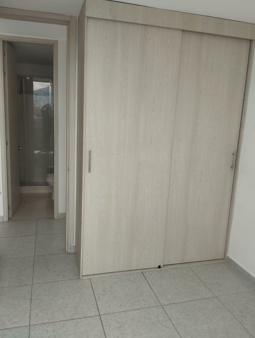 Apartamento de 3 alcobas en venta en Zona Industrial, Yumbo, 75 m² · foto 13 de 18