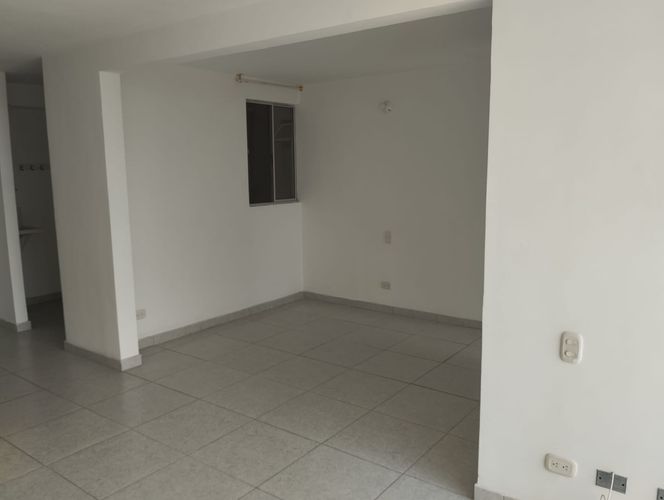 Apartamento de 3 alcobas en venta en Zona Industrial, Yumbo, 75 m² · foto 15 de 18