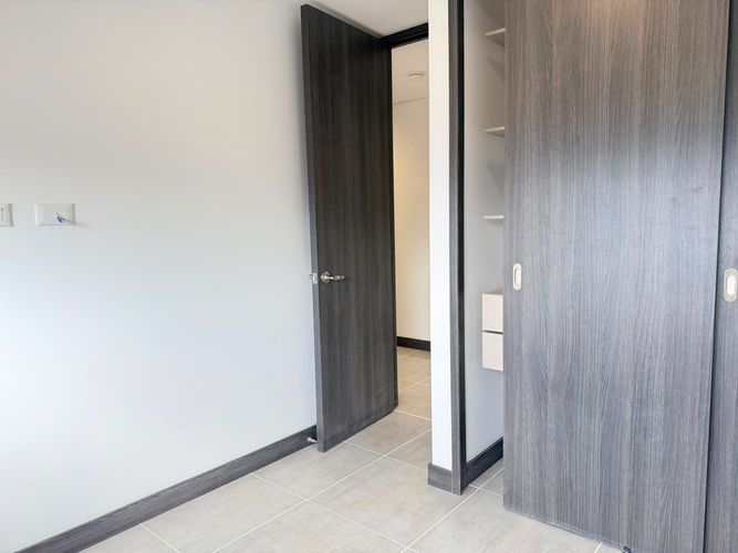 Apartamento de 3 alcobas en arriendo en El Poblado, Medellín, 100 m² · foto 15 de 18
