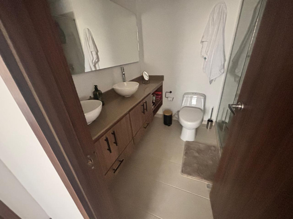Apartamento en arriendo en Rionegro · foto 4 de 10