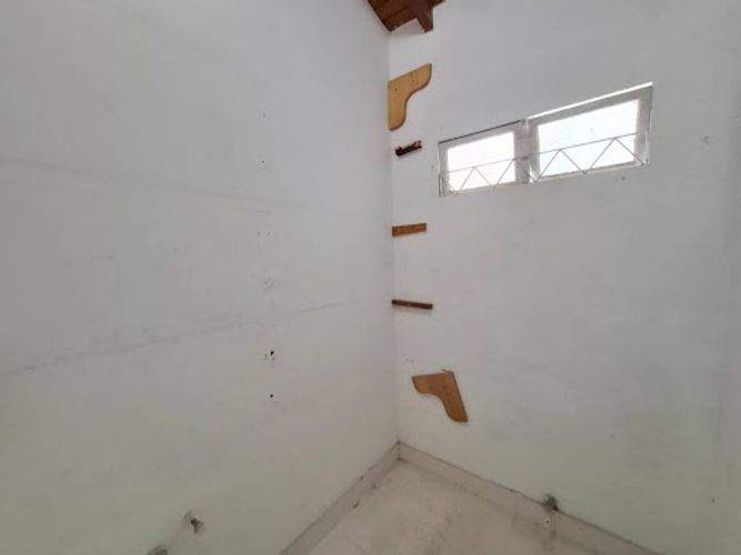 Casa de 6 alcobas en arriendo en Loma Del Campestre, Medellín, 300 m² · foto 10 de 24