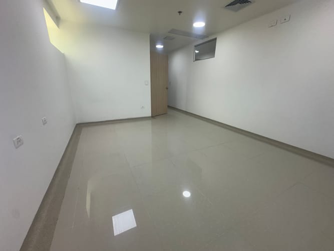 Local en venta en Fundadores, Armenia, 118 m² · foto 19 de 24