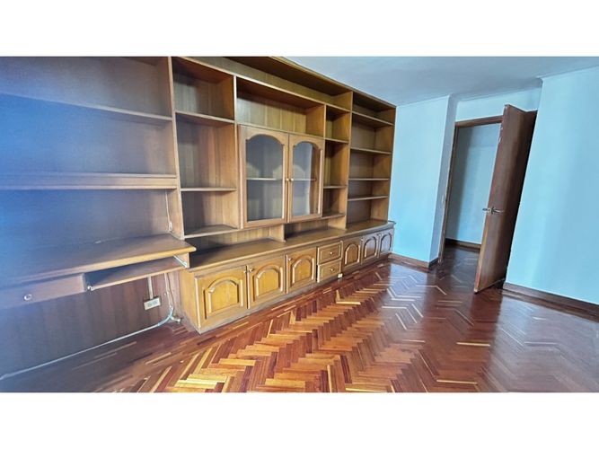 Apartamento en arriendo en Milla De Oro, Medellín · foto 2 de 15