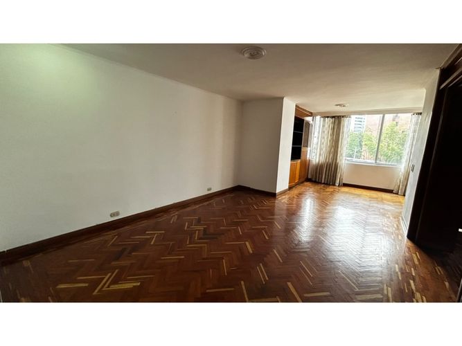 Apartamento en arriendo en Milla De Oro, Medellín · foto 4 de 15