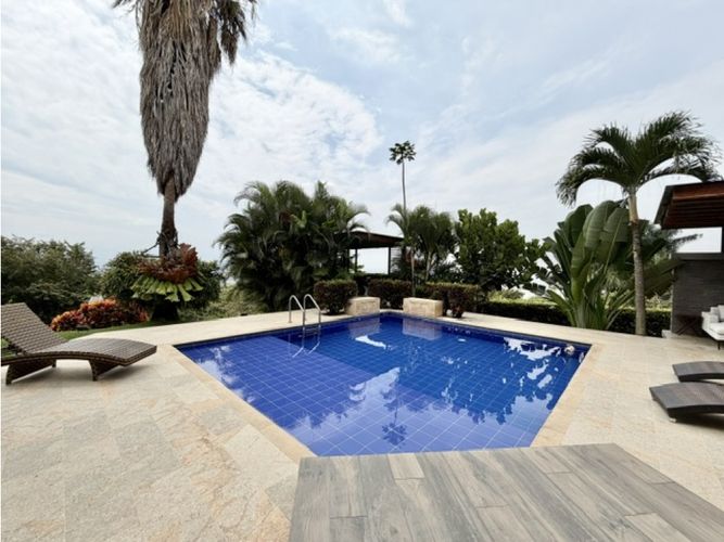 Casa de 4 alcobas en venta en Menga, Yumbo, 557 m² · foto 5 de 24