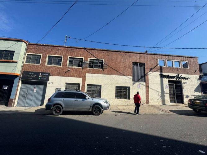 Bodega en venta en San Francisco, Bucaramanga, 613 m² · foto 2 de 17