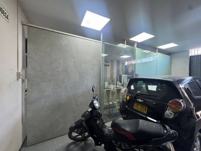 Bodega en venta en San Francisco, Bucaramanga, 613 m² · foto 4 de 17