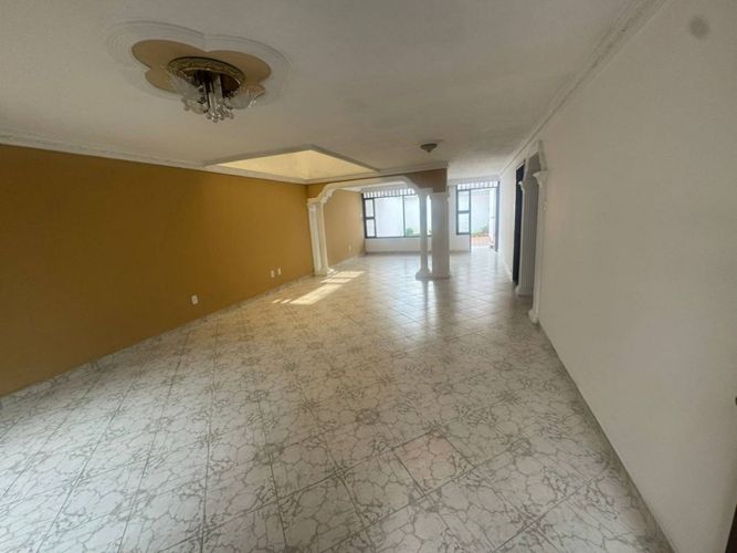 Casa de 4 alcobas en venta en El Prado, Bucaramanga, 325 m² · foto 7 de 24
