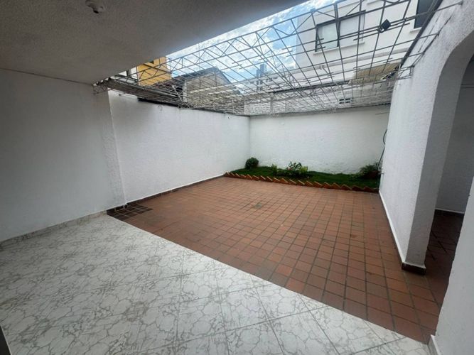 Casa de 4 alcobas en venta en El Prado, Bucaramanga, 325 m² · foto 8 de 24