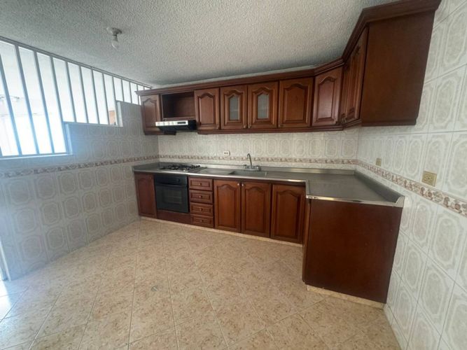 Casa de 4 alcobas en venta en El Prado, Bucaramanga, 325 m² · foto 13 de 24