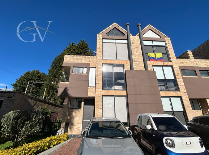 Casa de 3 alcobas en venta en Delicias, Chía, 164 m² · foto 2 de 24
